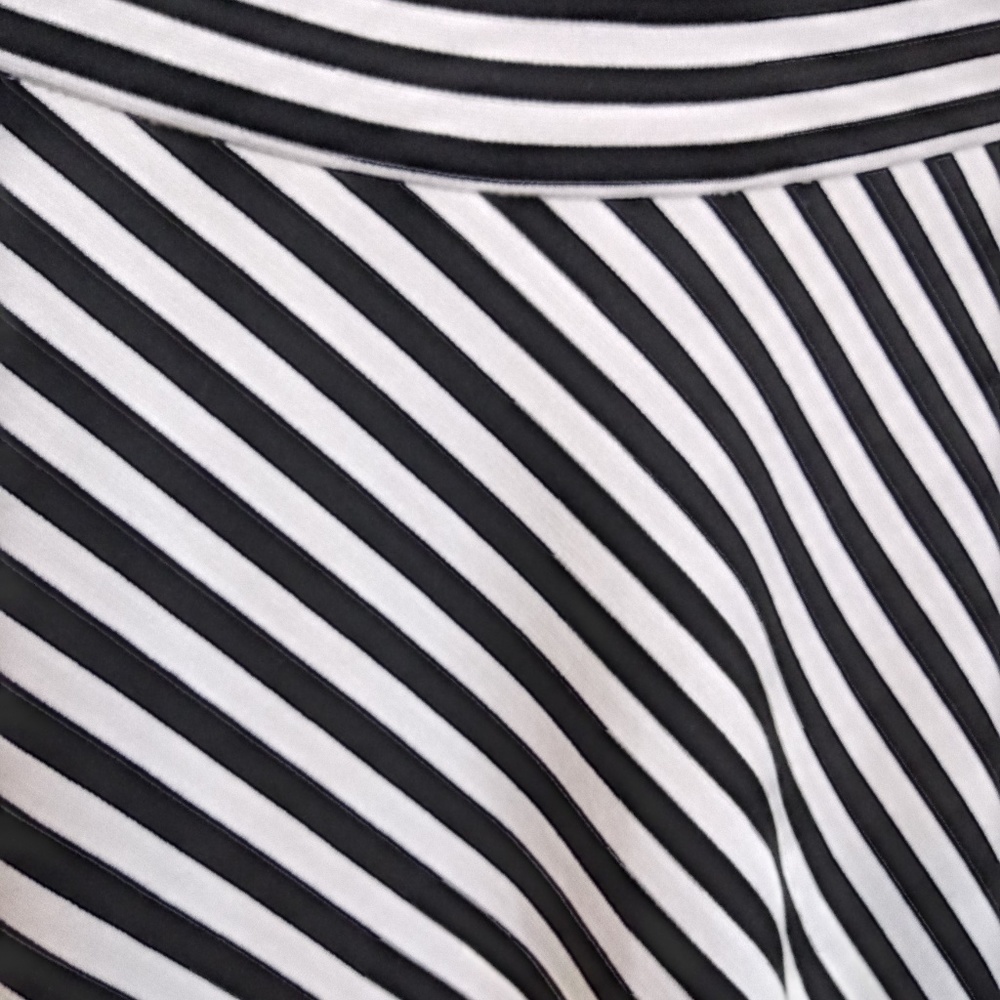 CJ Banks Ponte Knit Striped Skirt- NWT - Picture 3 of 6